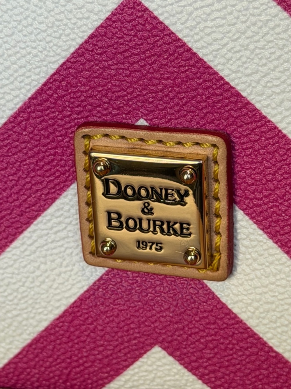 Dooney & Bourke Barbiecore Pink/White Chevron Crossbody NWT - Picture 8 of 15